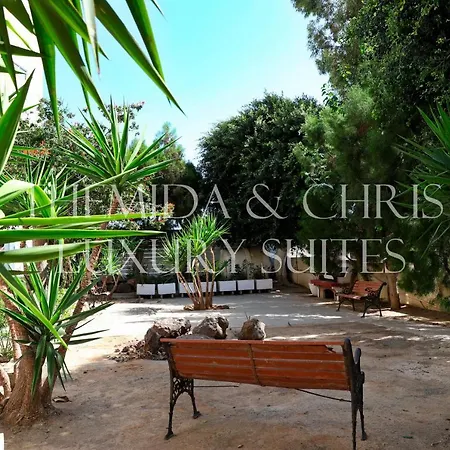 Διαμέρισμα Front-row - Skyline Retreat - Pool Access *