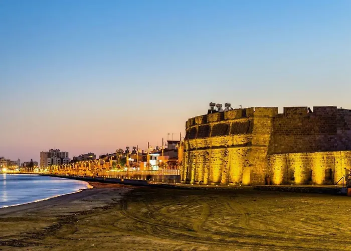 Апартаменты Front-row - Skyline Retreat - Pool Access *