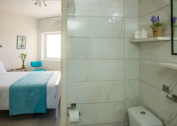 Front-row - Skyline Retreat - Pool Access Апартаменты