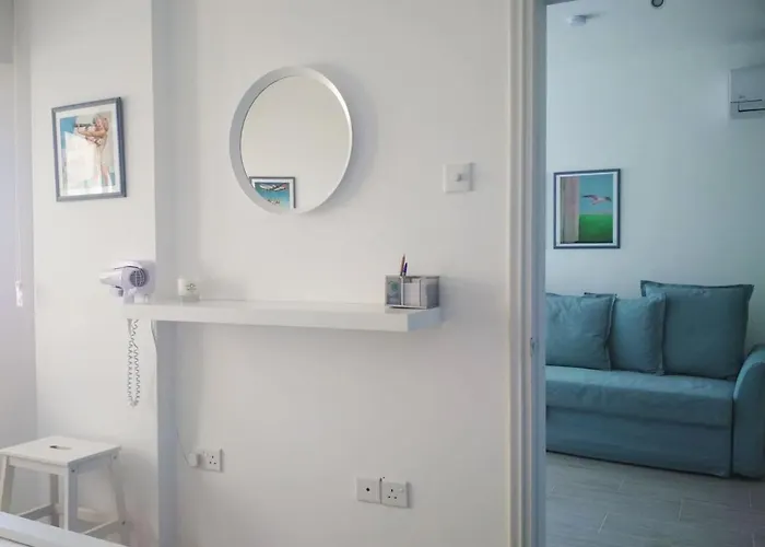 Front-row - Skyline Retreat - Pool Access Апартаменты