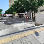 דירה Front-row - Skyline Retreat - Pool Access לרנקה