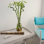 Front-row - Skyline Retreat - Pool Access Larnaca