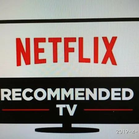 Апартаменты Front-row - Skyline Retreat - Pool Access