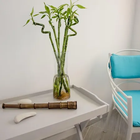 Front-row - Skyline Retreat - Pool Access Ларнака