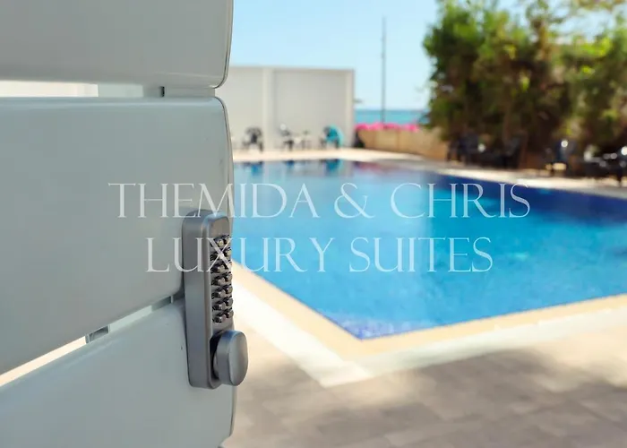 Апартаменти Front-row - Skyline Retreat - Pool Access *