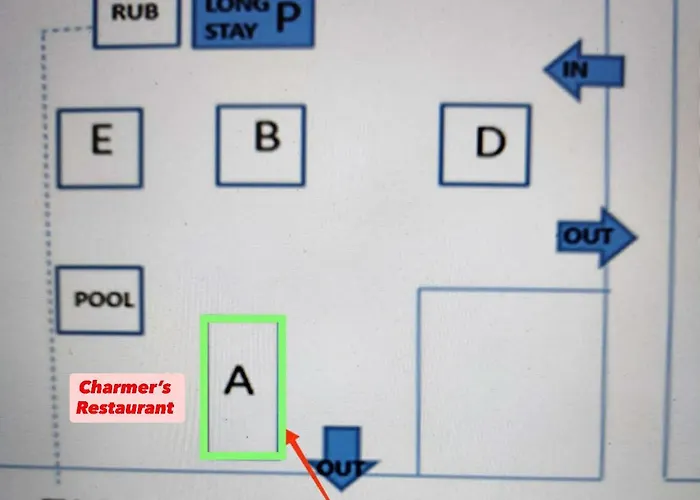 Apartment Front-row - Skyline Retreat - Pool Access *
