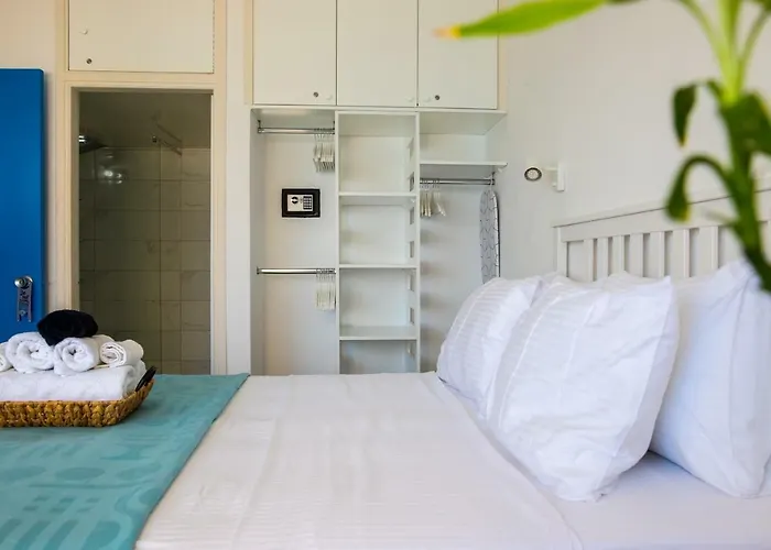 Front-row - Skyline Retreat - Pool Access Апартаменти *