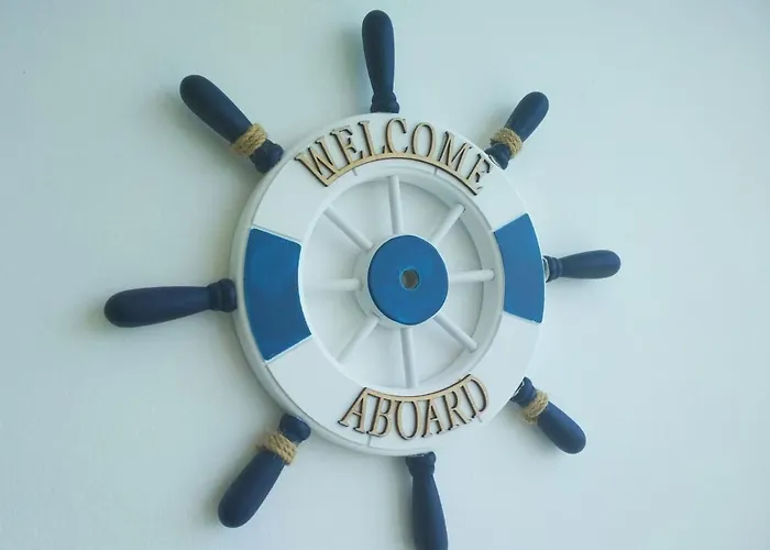 Appartamento Front-row - Skyline Retreat - Pool Access Larnaca